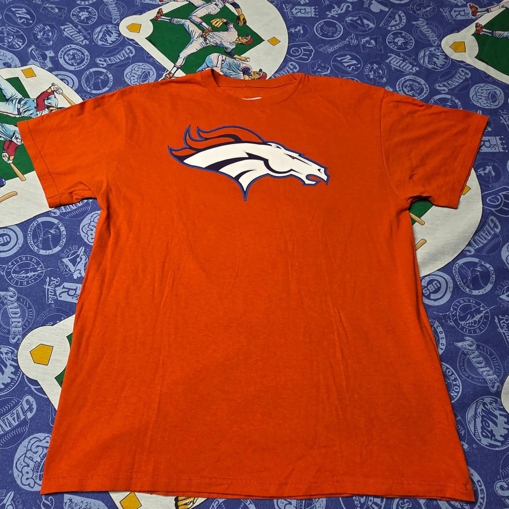 Denver Broncos T-Shirt Men Large Peyton Manning 18 NFL Team Apparel Orange